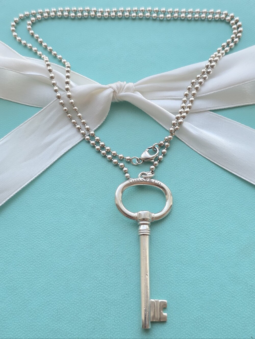 Retired XL oval key pendant bead chain necklace